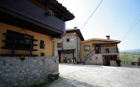 Apartamentos. Turis. Castiello